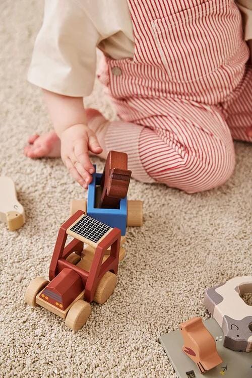 Tractor - Aiden